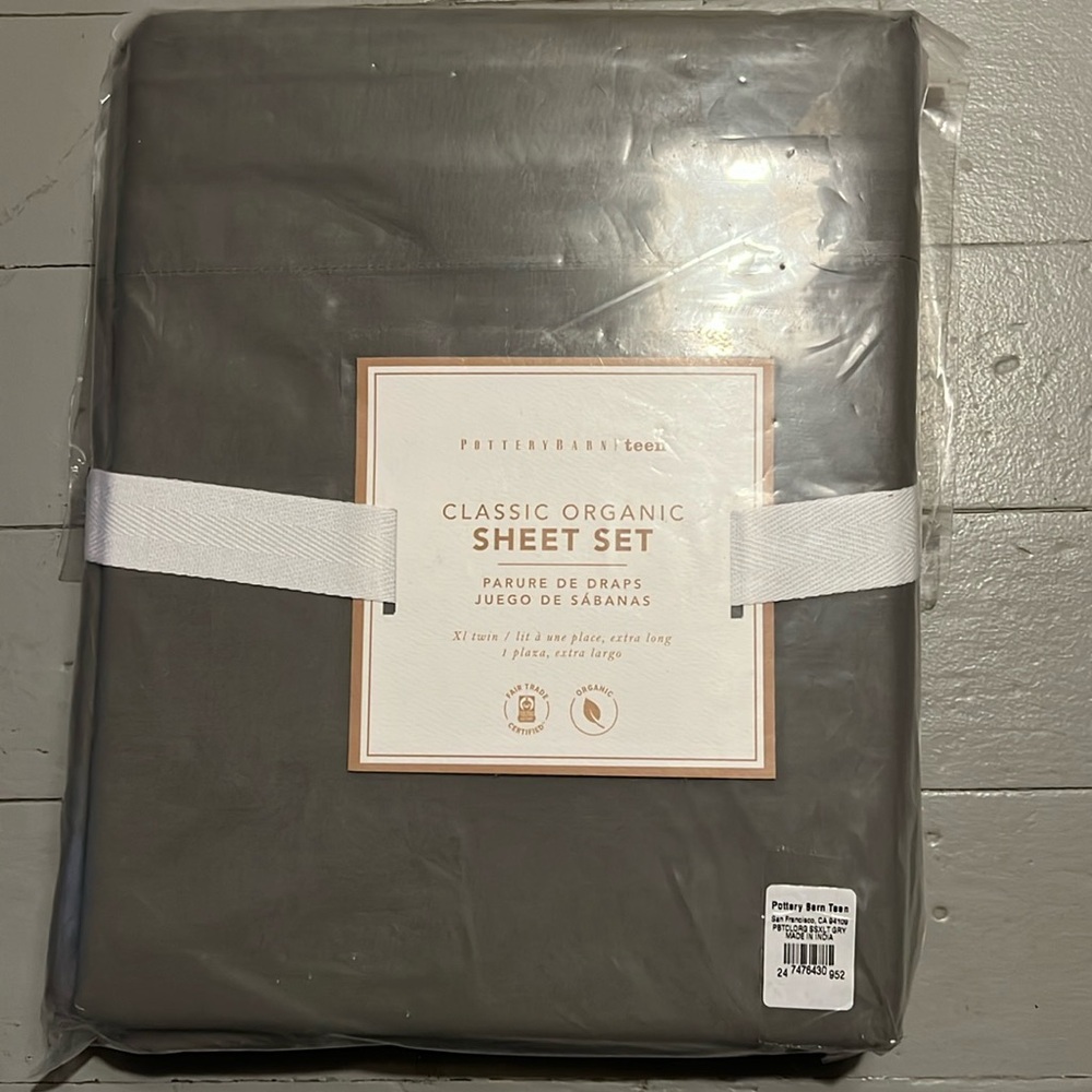 Pottery barn, teen, classic sheet set XL twin gray